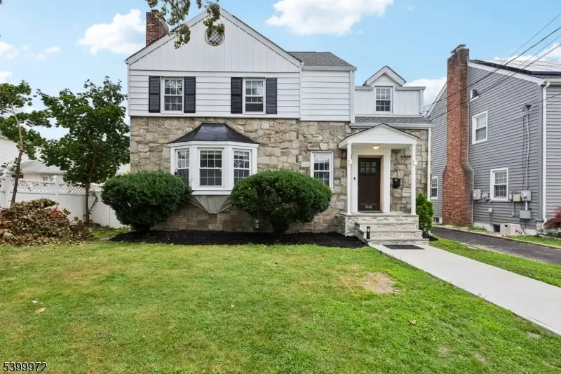 1042 Battle Hill Terrace, Union, NJ 07083 - Image #2