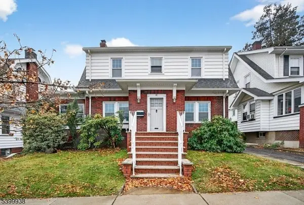 97 Gourley Ave, Clifton City, NJ 07013