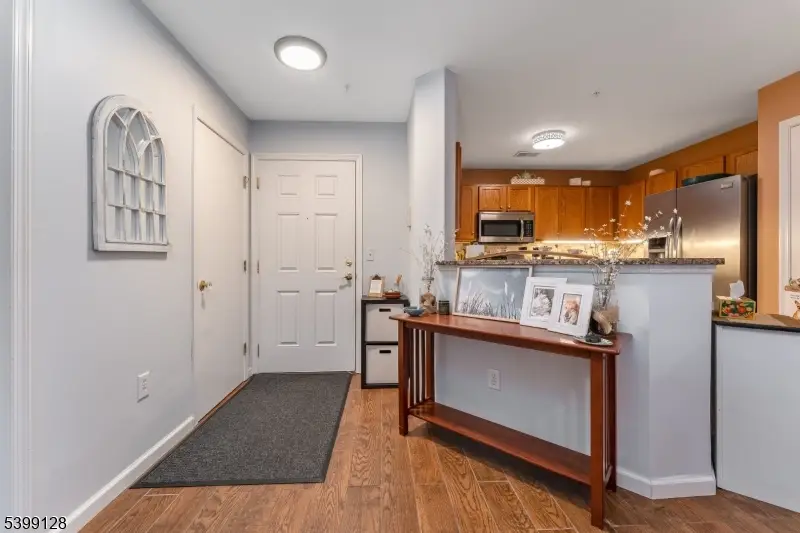 52 Overlook Dr, Lopatcong Overlook, NJ 08886 - Image #2