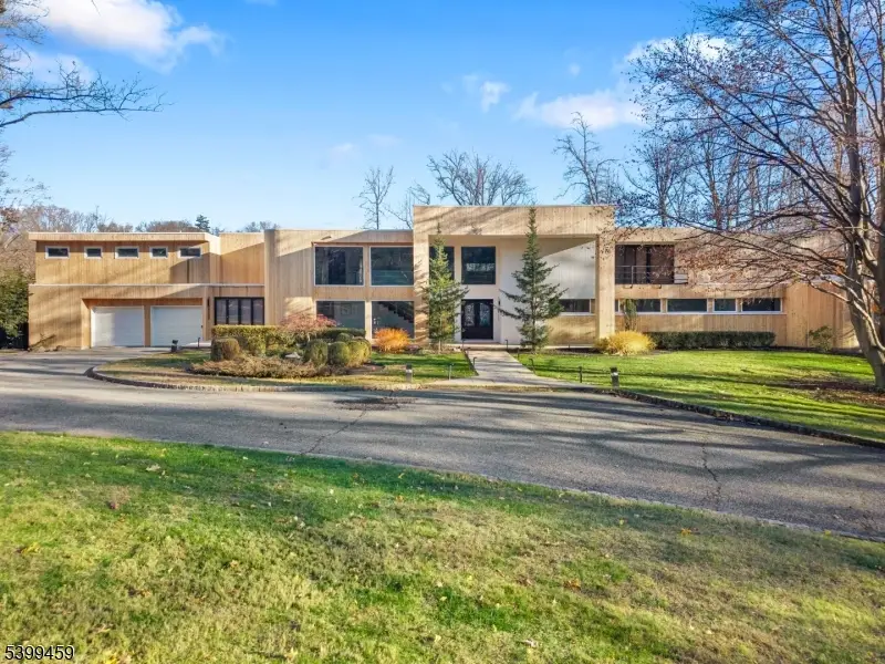 41 Park Way, Llewellyn Park, NJ 07052 - Image #1