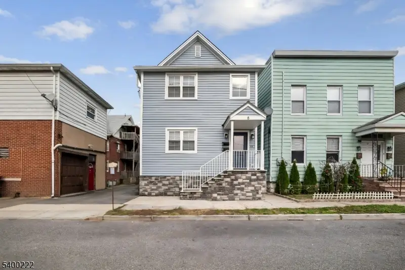 8 Essex St, Nutley, NJ 07110 - #1