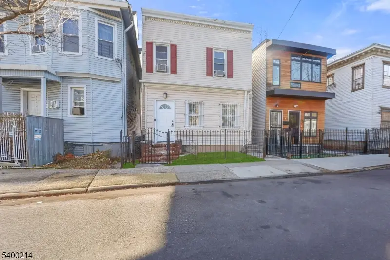 790 S 14th St, Newark, NJ 07108 - Image #3