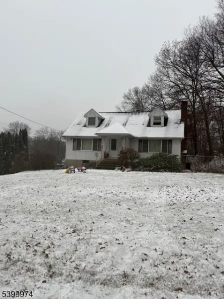 12 Cozy Lake Rd, Oak Ridge, NJ 07438 - Image #3