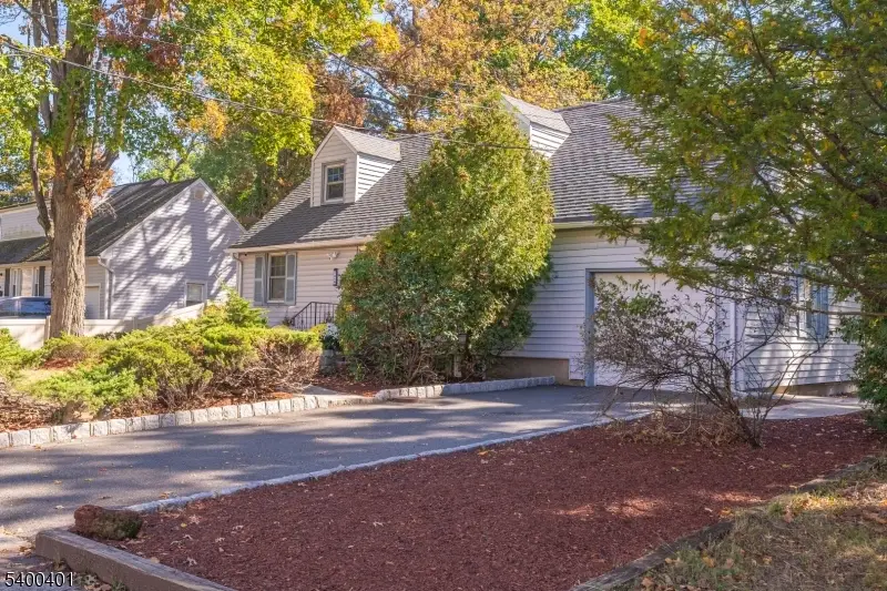 1208 Moffett Ave, Plainfield, NJ 07060 - Image #2