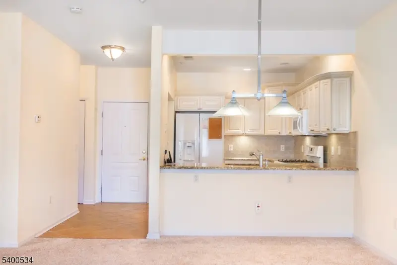 4300 Cleveland Ln, Mount Hope, NJ 07866 - Image #3