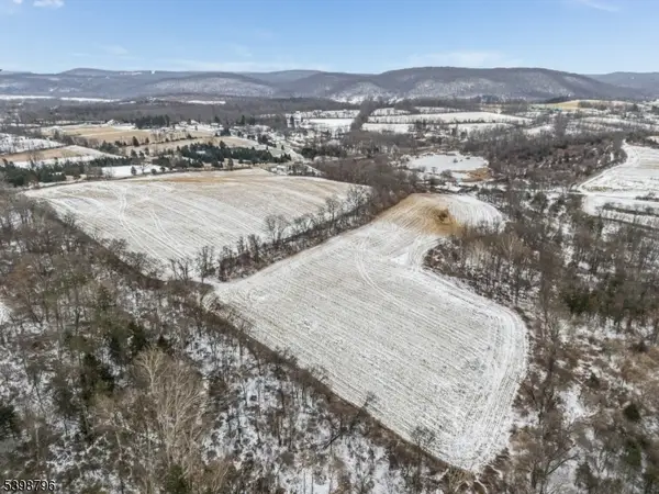 28 Serepta Rd, Knowlton Twp., NJ 07832