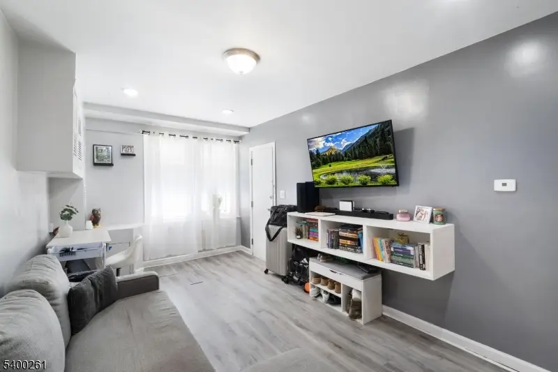 279 Belmont Ave, Silver Lake, NJ 07109 - Image #2