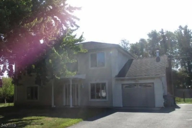 20 Maljim Ct, Preakness, NJ 07470 - Image #1