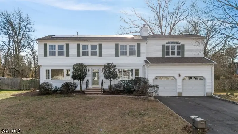 619 Van Liew Ct, Hillsborough Township, NJ 08844 - Image #1