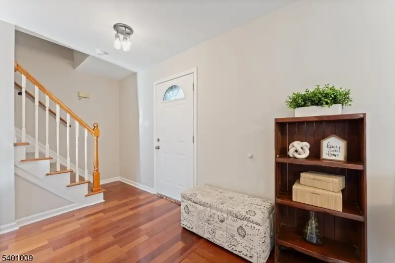 619 Van Liew Ct, Hillsborough Township, NJ 08844 - Image #3