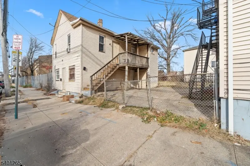 295 S 7th St, Newark, NJ 07103 - #3