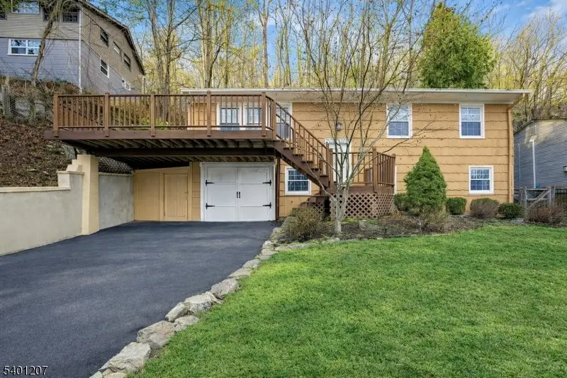 79 Truman Blvd, Oakland, NJ 07436 - Image #1