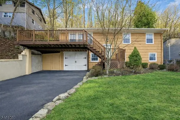 79 Truman Blvd, Oakland Boro, NJ 07436