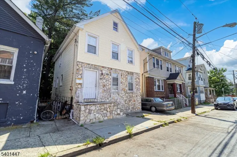 64 Willoughby St, Newark, NJ 07112 - Image #3