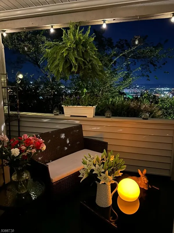 19 Crystal Ln #19, Paterson City, NJ 07501