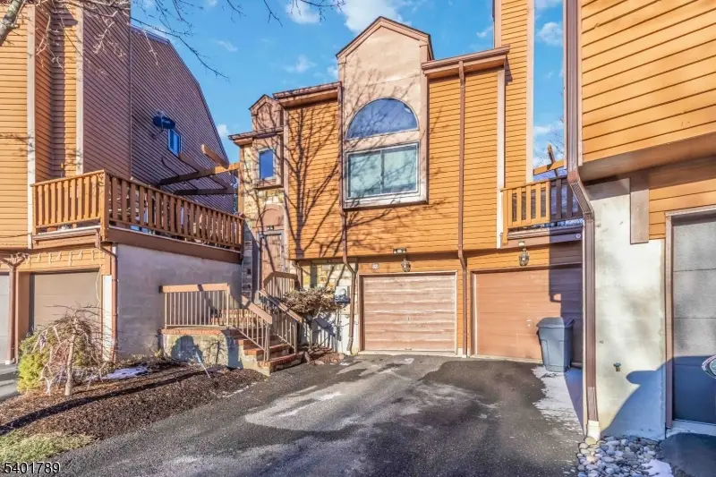 32 Heritage Way, Rockaway Township, NJ 07866 - Image #2