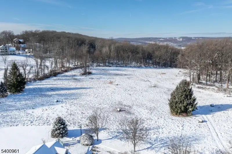 11 Logan Dr., Tewksbury, NJ 07830 - Image #2