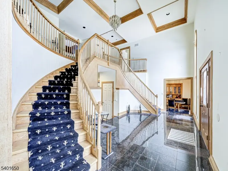 9 Charles Ct, Clinton Township, NJ 08801 - Image #2