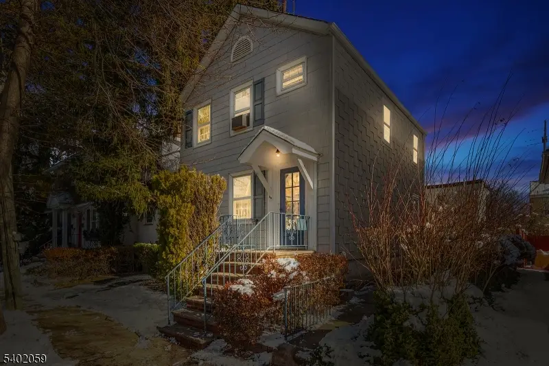 33 Oak St, Bloomfield, NJ 07003 - Image #1