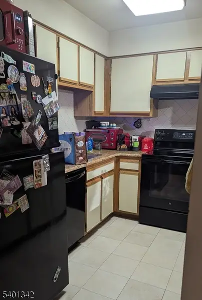 19 Plauderville Ave #110, Garfield, NJ 07026 - #2