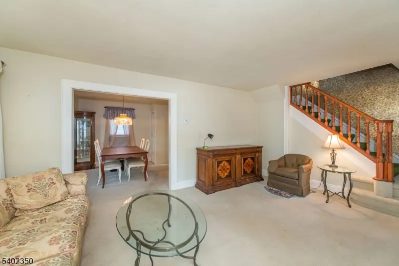 31 Gray St, West Caldwell, NJ 07006 - #3