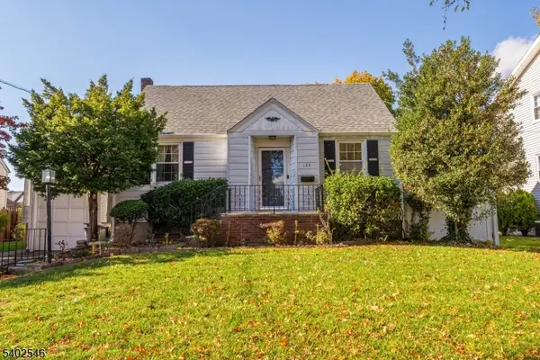 124 Hazley Ave, Rochelle Park Twp., NJ 07662