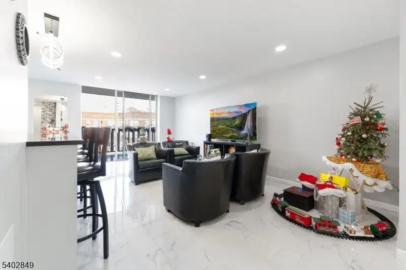 704-712 N Broad St, Elizabeth, NJ 07208 - Image #3