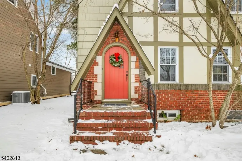 247 Hillside Ave, Chatham, NJ 07928 - Image #3