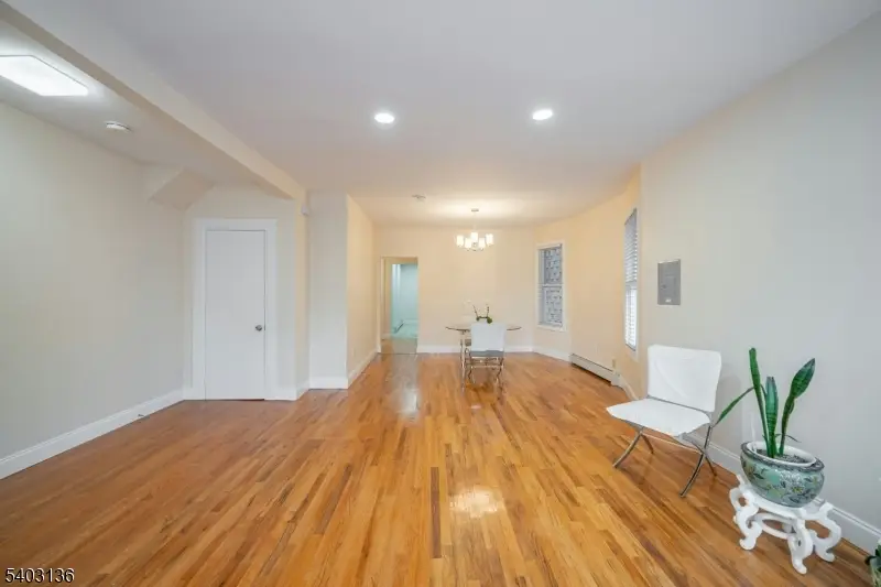 162 Glenwood Ave #3, Jersey City, NJ 07306 - #3