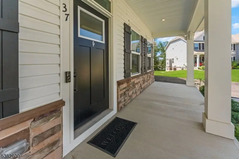 37 Esposito Ln, Landing, NJ 07850 - Image #2
