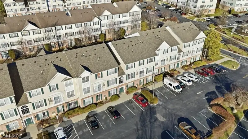 228 Windmill Ct, Lopatcong, NJ 08865 - Image #1