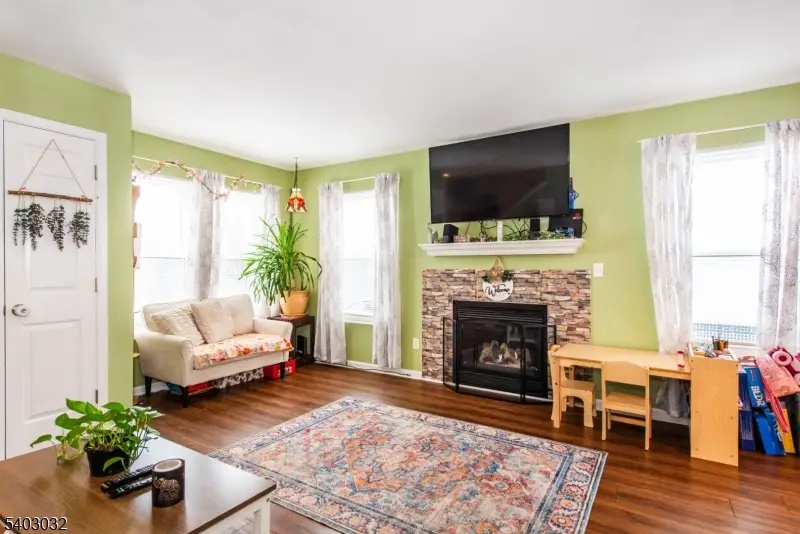 9 Michael Ct, Hamburg, NJ 07419 - Image #3