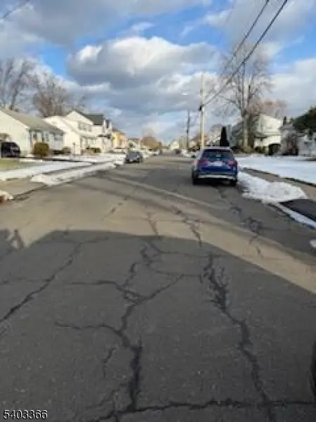 300 John Ochs Dr, Saddle Brook, NJ 07663 - Image #3