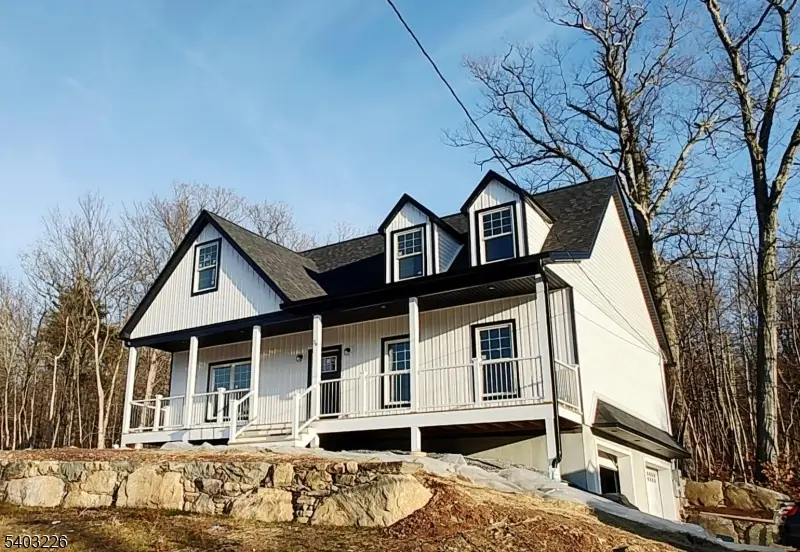 76 Lake Park Ter, Hewitt, NJ 07421 - Image #3