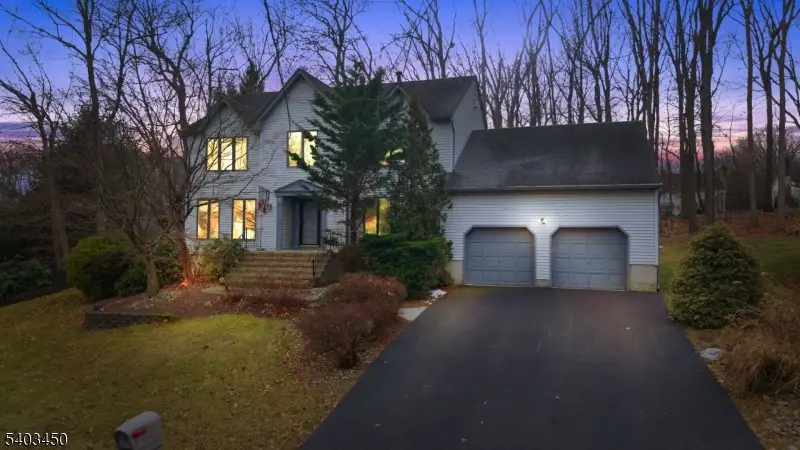 25 Cherokee Rd, East Brunswick, NJ 08816 - Image #1