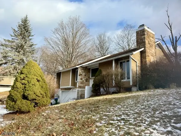 8 Canada Goose Dr, Allamuchy Twp., NJ 07840