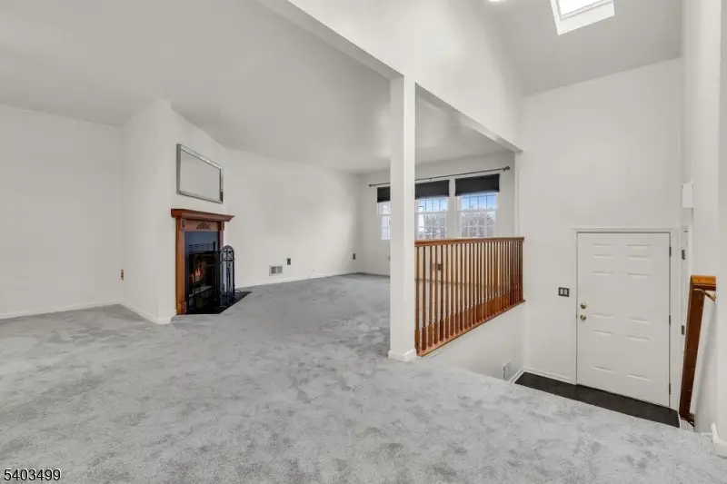 189 Kemper Ct, Independence, NJ 07840 - Image #3