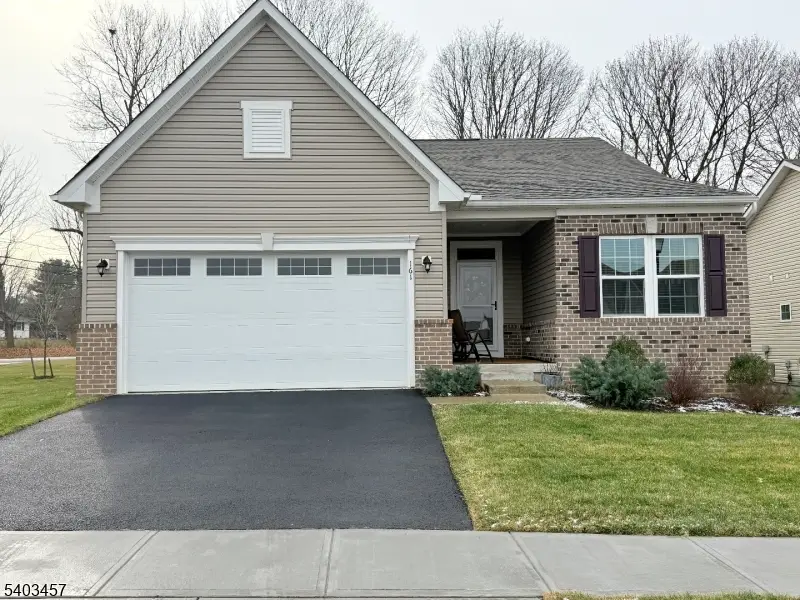 161 Clubhouse Dr, Washington, NJ 07882 - Image #1