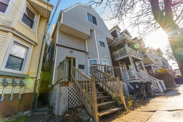 152 S 10th St, Newark City, NJ 07107