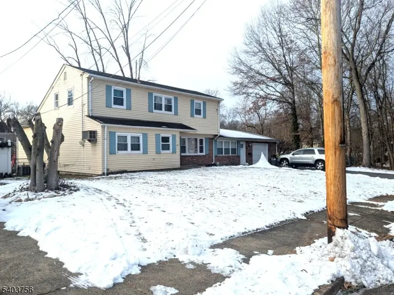 726 W Milton Ave #1, Rahway, NJ 07065 - Image #1