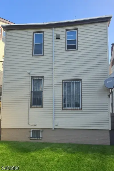 148 Shephard Ave, Newark, NJ 07112 - Image #3