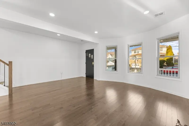 96 Prospect Ter, East Rutherford, NJ 07073 - Image #3