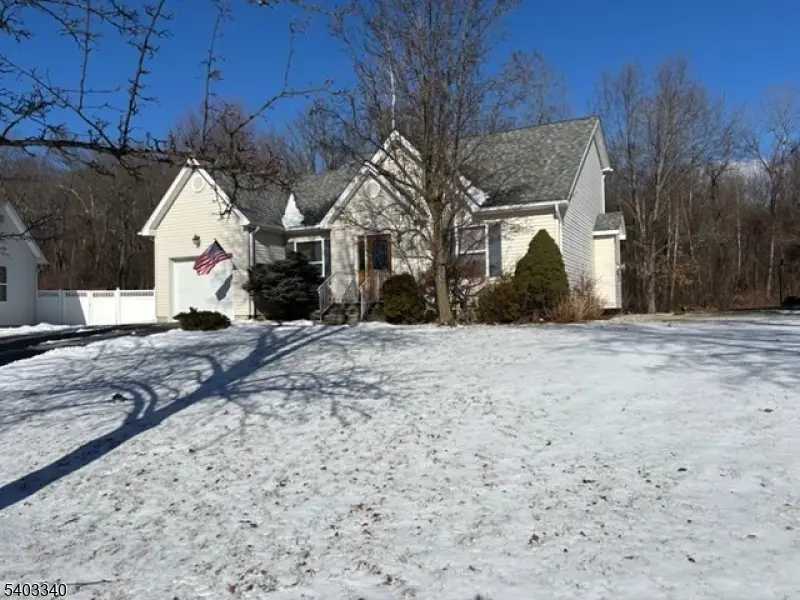 8 Holly Dr., Hamburg, NJ 07419 - Image #1