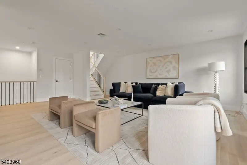 112 Valley Rd #A, Montclair, NJ 07042 - Image #3