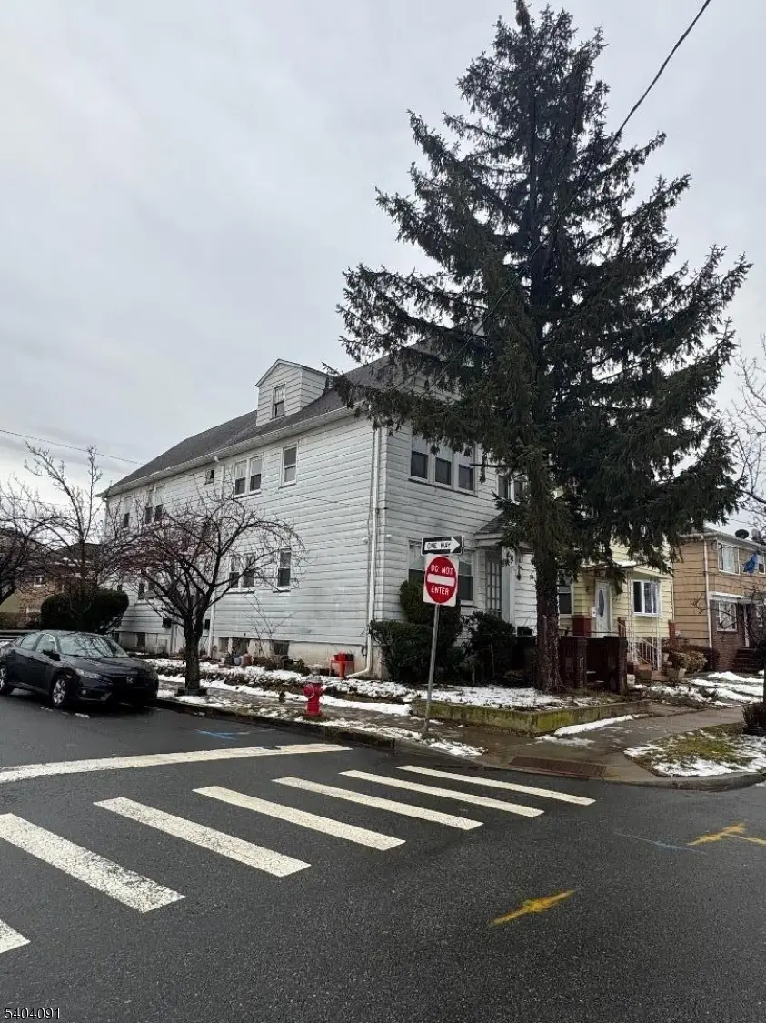 350 Williamson St, Elizabeth, NJ 07202 - Image #3