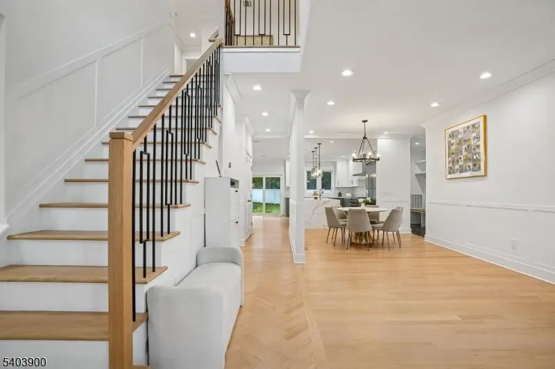 18 Glendale Ave, Livingston, NJ 07039 - Image #3