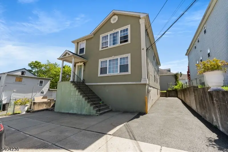 40 N 9th St, Paterson, NJ 07522 - Image #2