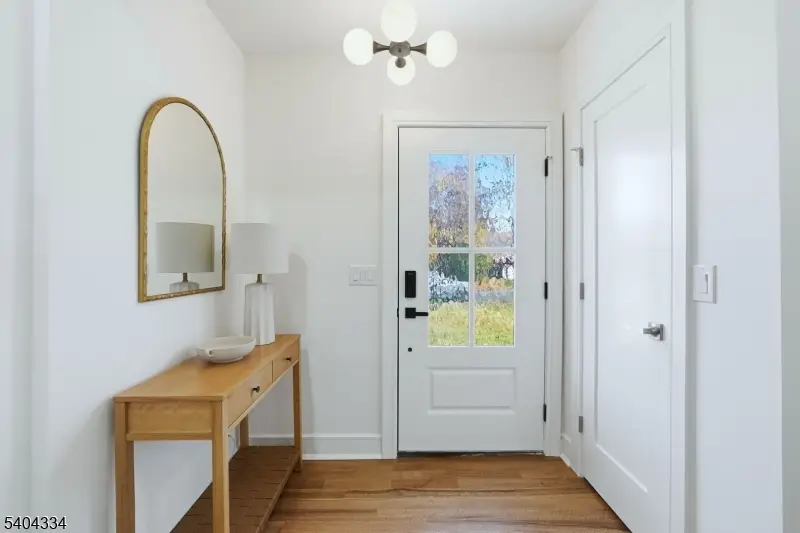 8 Mountainview Rd, Millburn, NJ 07041 - Image #3