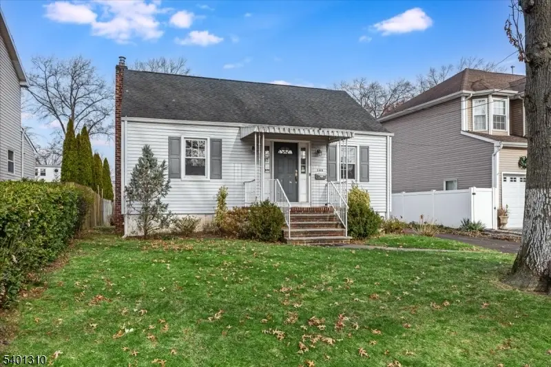 348 Roosevelt Ln, Kenilworth, NJ 07033 - Image #1