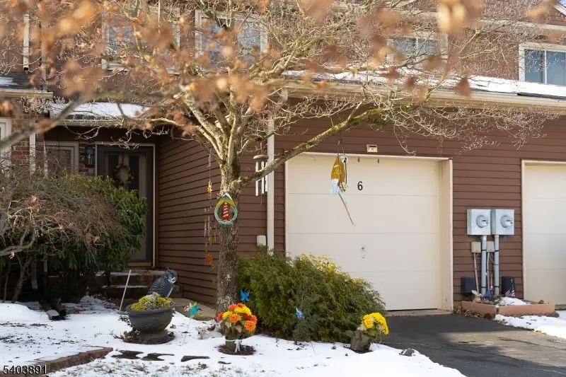 6 Canterberry Cir, Raritan Township, NJ 08822 - Image #3